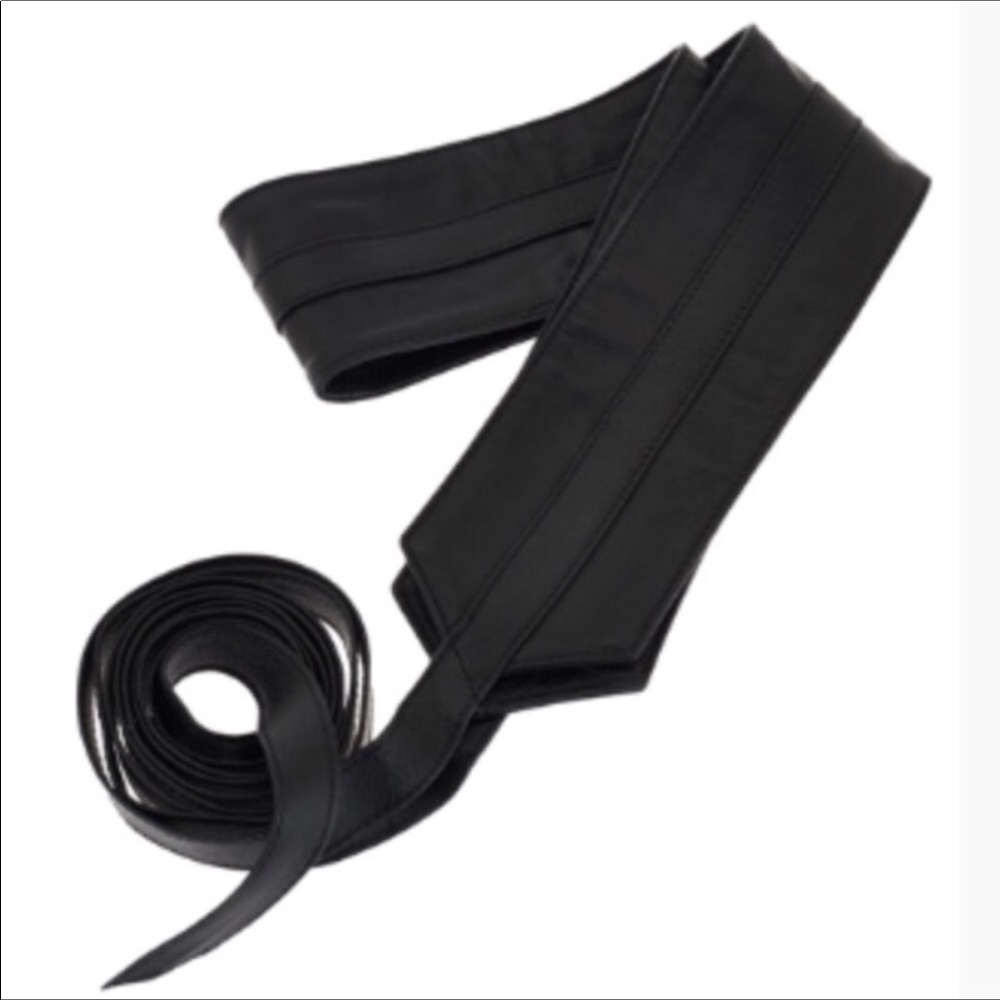 G.i.L.I. Obi belt black leather.  New